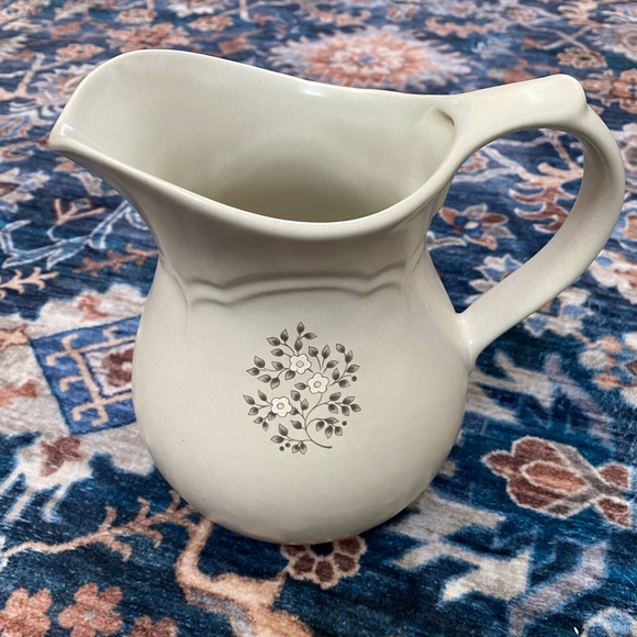Pfaltzgraff Light Grey and White 2Quart Ceramic Pitcher - Picture 1 of 10